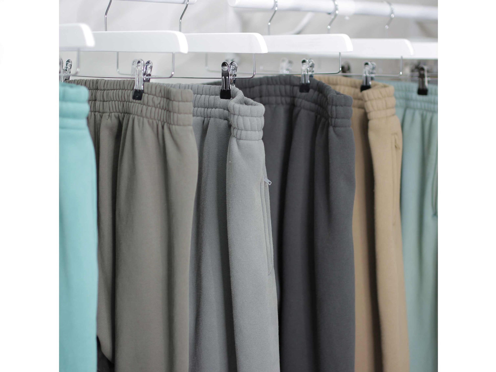 Searching for the Ideal Pair of Jogging Pants: A Manual for Discovering Your Ideal Fit