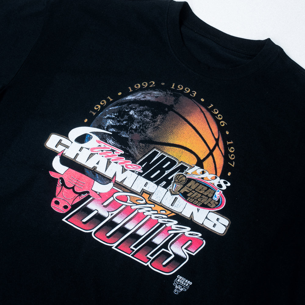 NBA Chicago Bulls tee - LimnClothing
